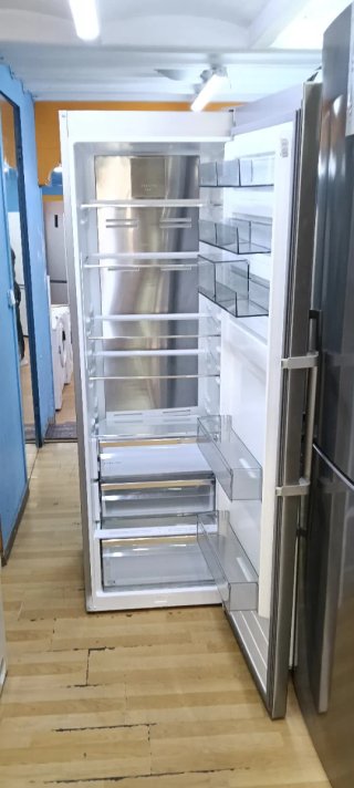 NEVERA AEG DE UNA PUERTA NO FROST
