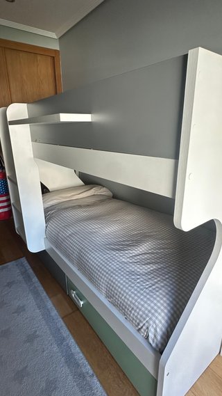 Letto a castello per bambini in ottime condizioni, quasi nuovo