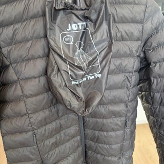 Plumífero JOTT Hugo Gris T8/10 años
