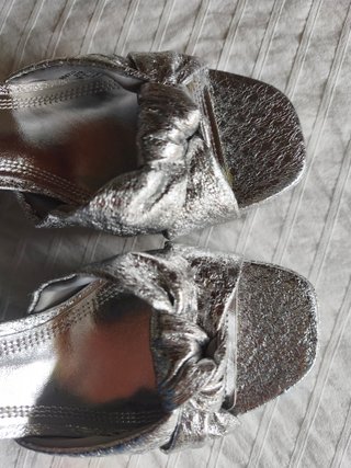Sandalias Plataforma Stradivarius T38 Plateadas