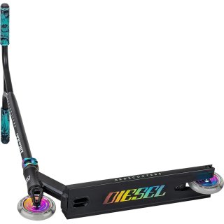 Patinete freestyle NKD Diesel casco y protecciones