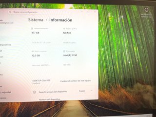 Portátil CHUWI gris con pantalla OLED táctil