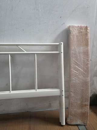 Cama Diván Metálica Blanca