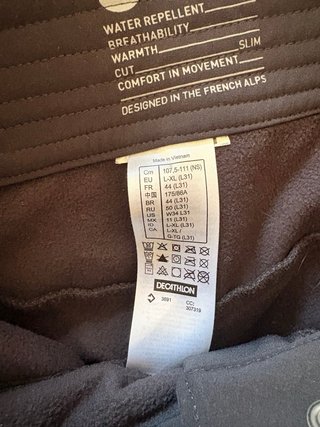 Conjunto esquí negro chaqueta y pantalón