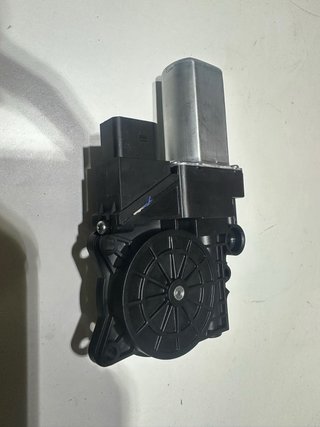 Motor trasero izquierdo elevalunas bmw e90