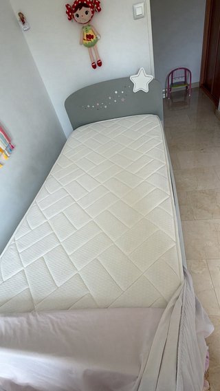 Cama infantil unicornio y arcoíris