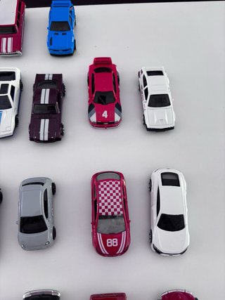 Lote 28 Hot Wheels
