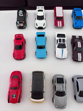 Lote 28 Hot Wheels