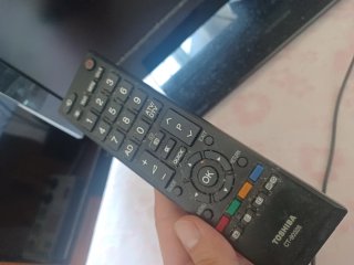 Televisor Toshiba Negro 24