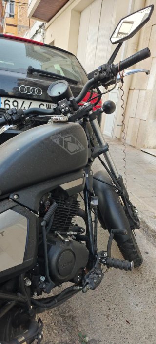 Keeway Light 125 Negra