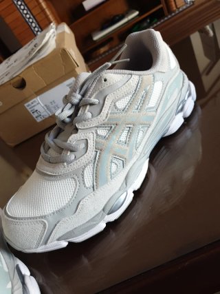 Zapatillas Asics GEL-NYC Gris/Blanco Talla 45
