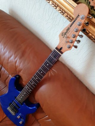 Solo venta! Squier Showmaster guitarra electrica