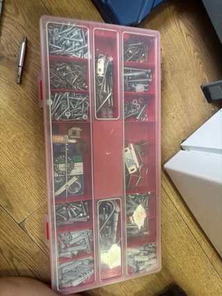 Caja de herramientas con accesorios