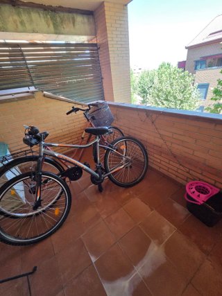 Bicicleta de montaña Anakon Premium y otra Kreativ