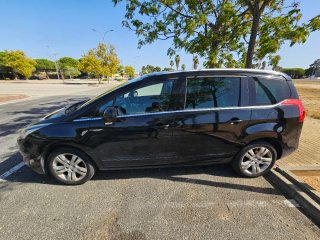 Peugeot 5008 2015