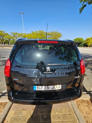 Peugeot 5008 2015