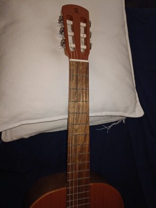 Chitarra classica Alhambra