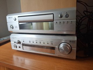 Equipo de música Denon CD Player y Receptor