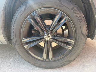 VOLKSWAGEN Tiguan URBAN SPORT DSG