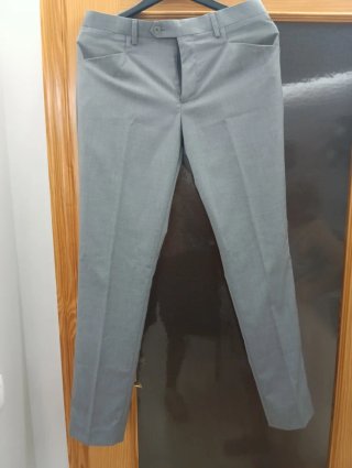 Traje juvenil gris
