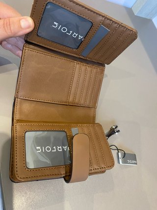 Conjunto Bolso Bandolera y Cartera a juego