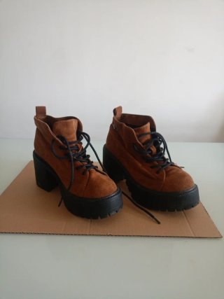 Botines piel marrón NKO talla 37