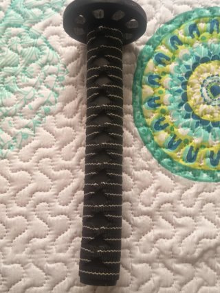 Katana de madera decorativa
