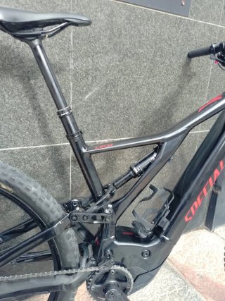 Bicicleta Eléctrica Specialized Negra