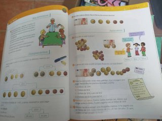 Libro de texto matemáticas 4° primaria. Ed. SM.
