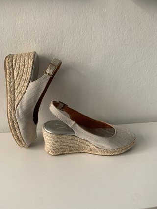Alpargatas cuña Viguera Beige/Plata