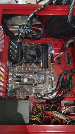 Torre Pc i7 9700k Gaming Roja