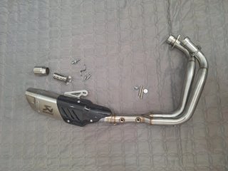 Colectores y Escape Akrapovic Yamaha MT-07