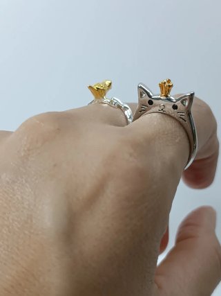 Anillo gatito con corona plata y oro