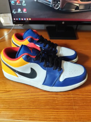 Jordan 1 Low Azul Blanco