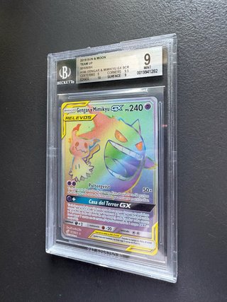 Carta Pokémon Gengar y Mimikyu GX SCR 186