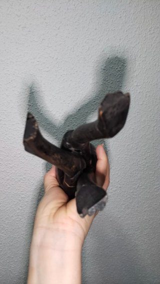 Figuras de madera tallada