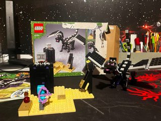 LEGO Minecraft Batalla Final 21151