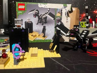 LEGO Minecraft Batalla Final 21151