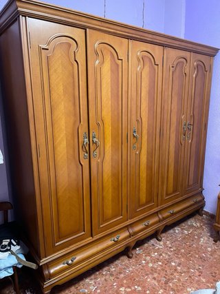 Armario de madera 6 puertas y 3 cajones