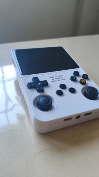 Consola Retro Portatil R36S