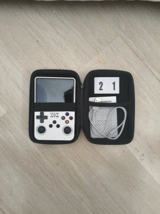 Consola Retro Portatil R36S