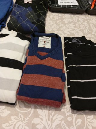 Lote 6 Jerseys Talla M y L
