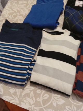 Lote 6 Jerseys Talla M y L