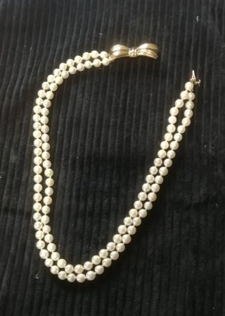Collar perlas y broche oro 18k