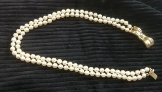 Collar perlas y broche oro 18k