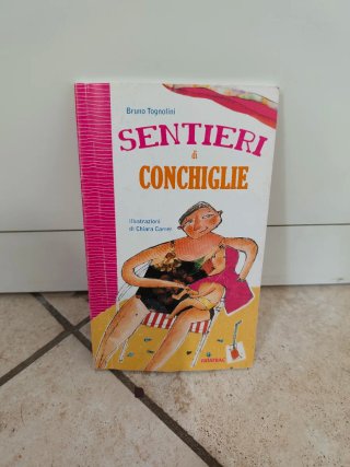 Libro Sentieri di conchiglie