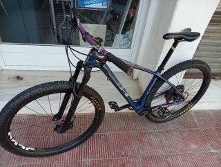 Bicicleta BH de carbono