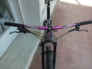 Bicicleta BH de carbono