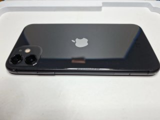 iPhone 11 64GB
