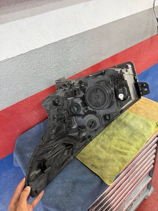 Faro Derecho Hella Opel Vivaro / Trafic